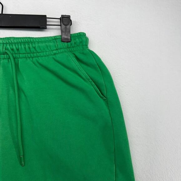 Jordan Shorts men's Small Green Cotton Sweat Jumpman Logo Spellout Air Pockets - Picture 2 of 9